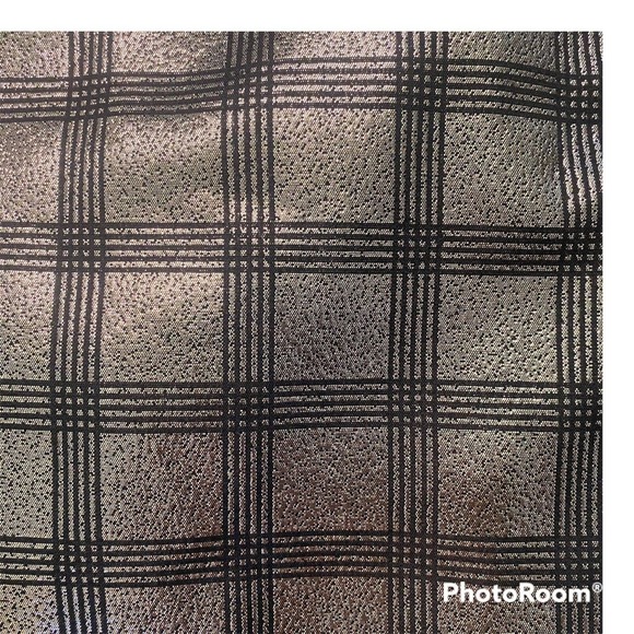 UO Blk/gold Metallic Mini W/ Pockets. Size Small. - Picture 3 of 5